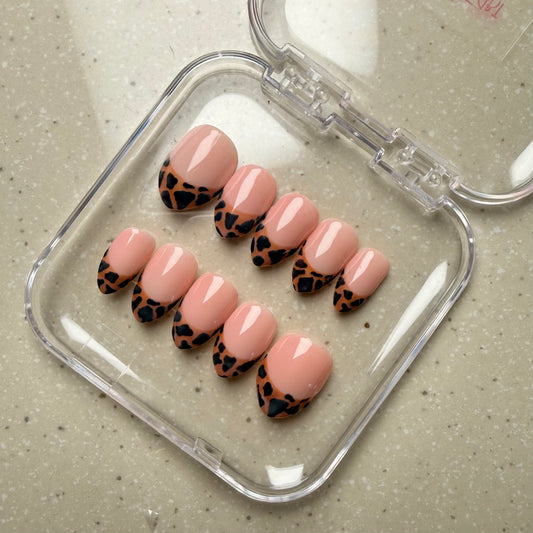 Wild Mocha French Tip Press On Nails (10 nails)