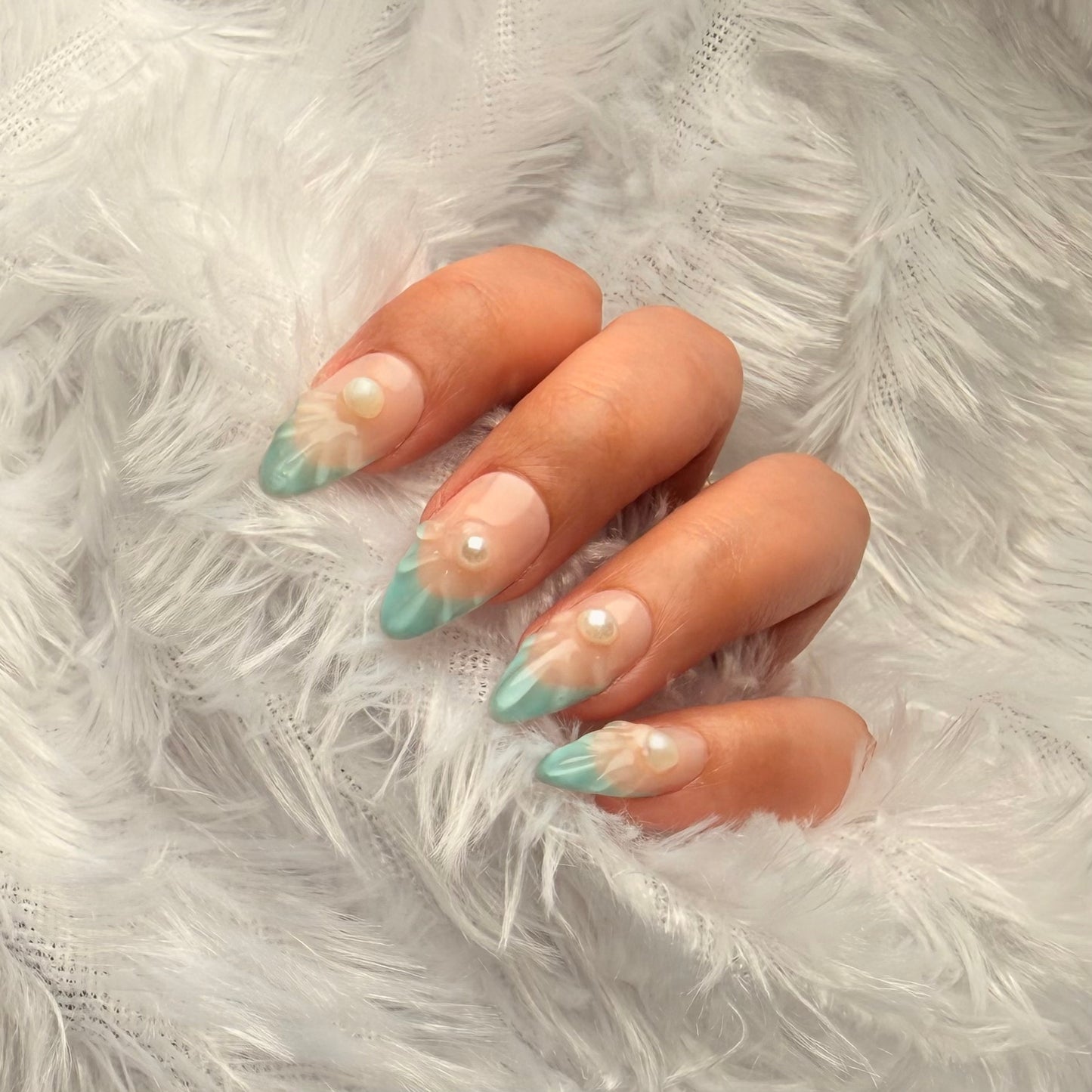 3D Shell Pastel Green Press-On Nails | Pearl Ocean Luxury Nails