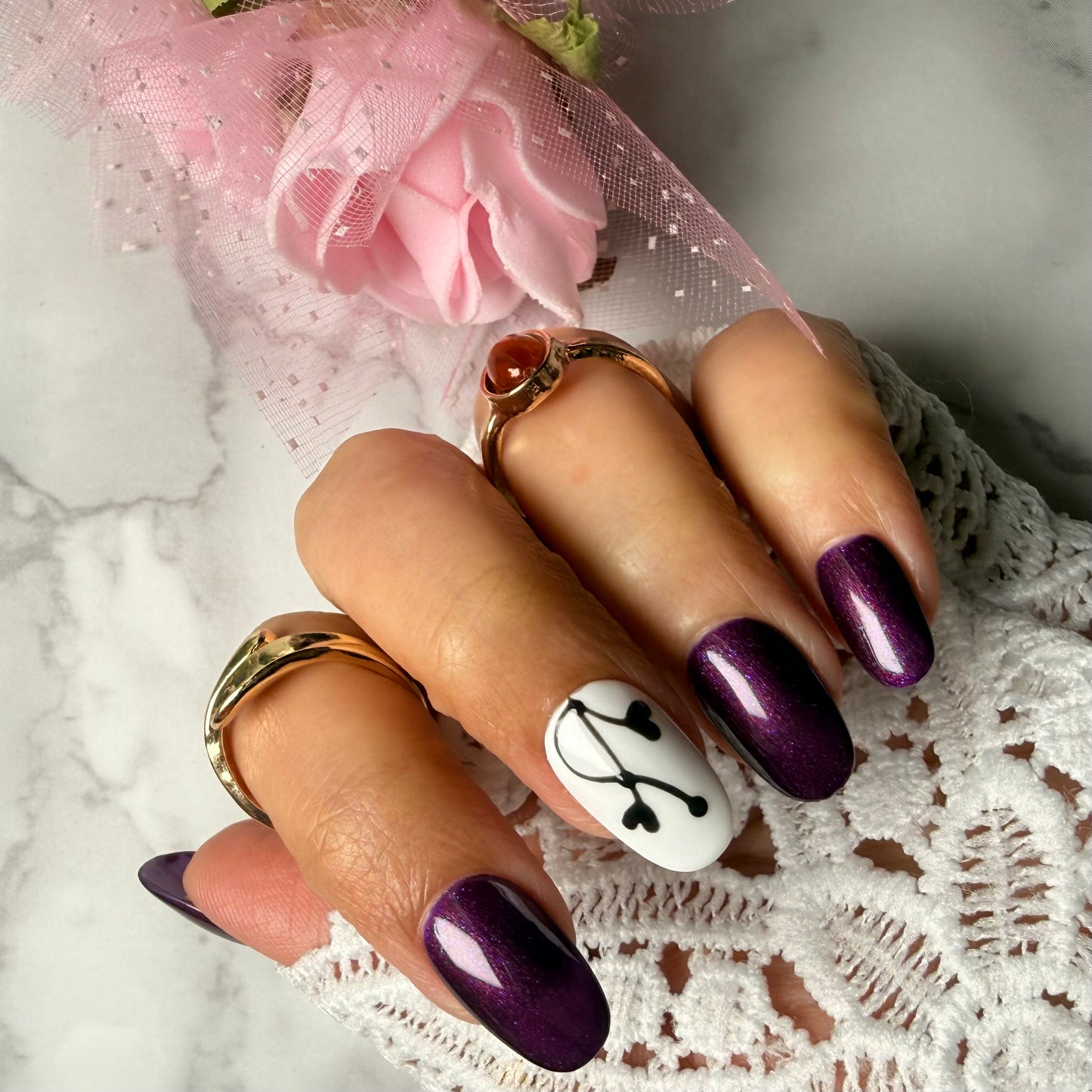 Amethyst Heart Press-On Nails (Universal)