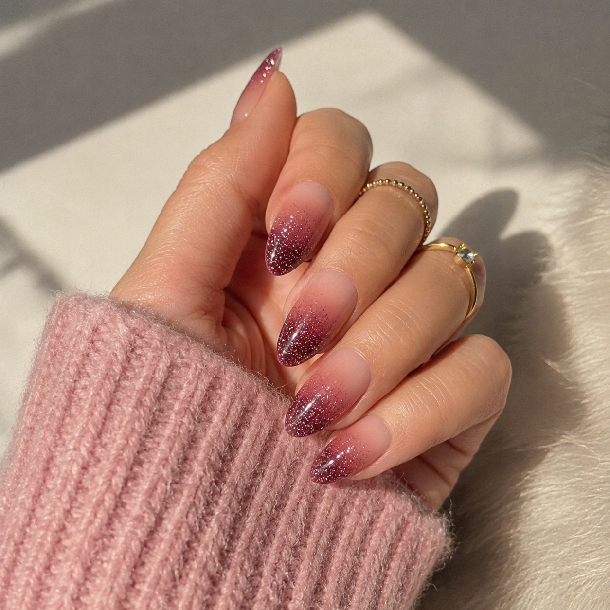 Burgundy Glitter Ombre Short Almond Press-On Nails – Reusable Nail Set (10 nails)