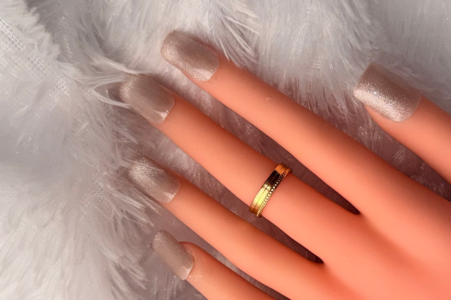 Champagne Cat Eye Press-On Nails | Magnetic Shimmer Luxe Set