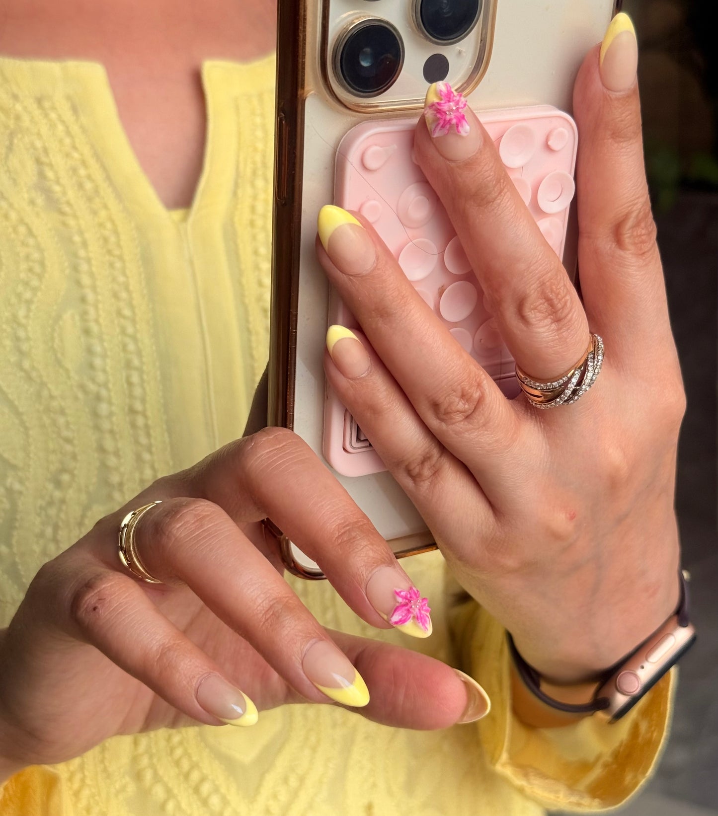 🌼 Lemon Blossom French Press-On Nails