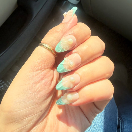 3D Shell Pastel Green Press-On Nails | Pearl Ocean Luxury Nails