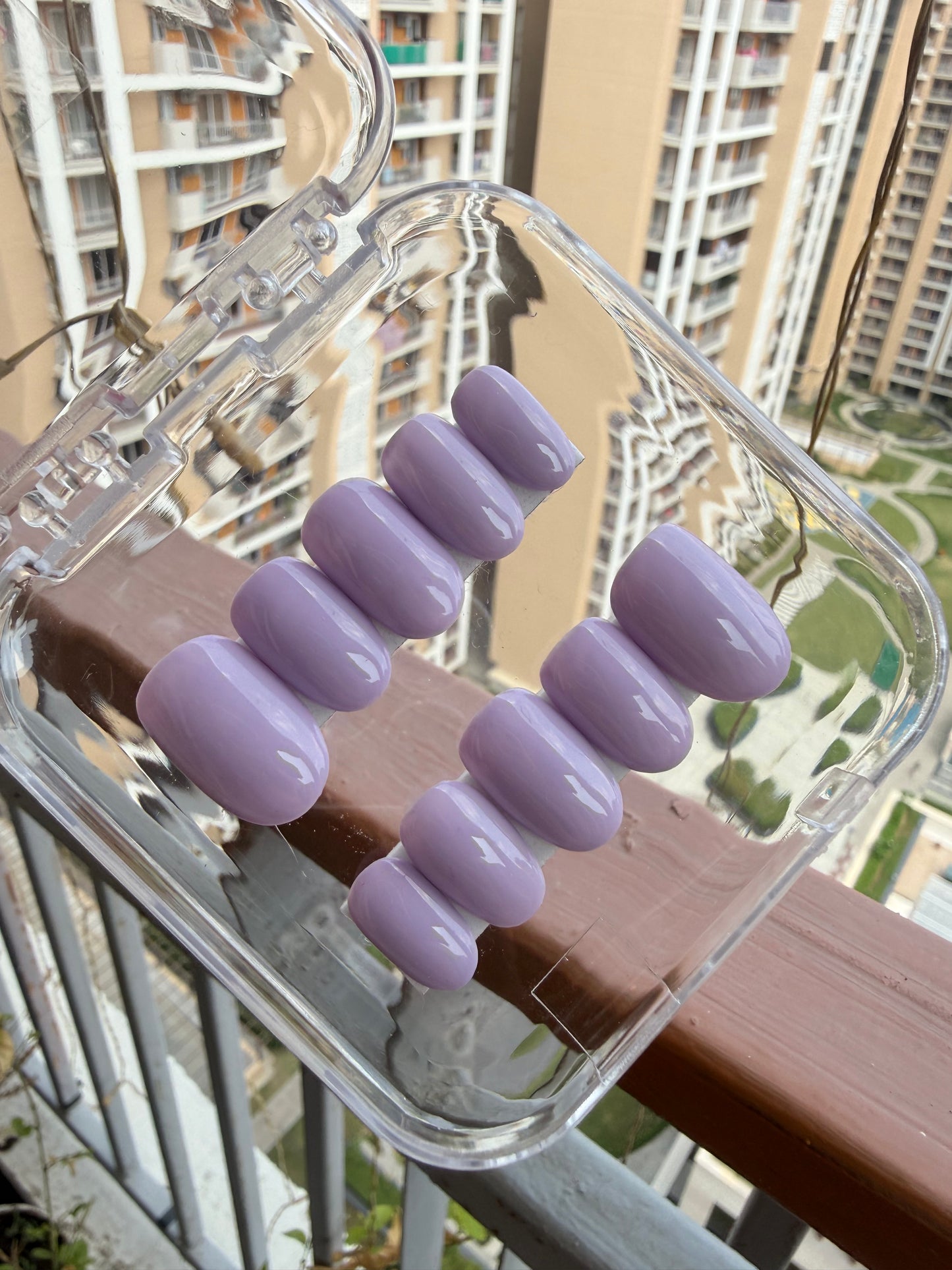 Lavender Gloss Press-On Nails – Short Oval | Reusable Nail Set ( 10 nails )