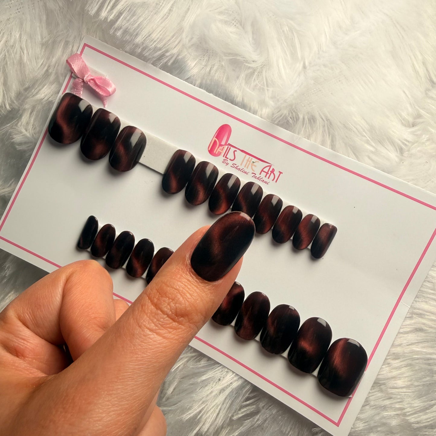 Magnetic Cat Eye Nails – Deep Burgundy Glossy Press-On Set (Universal)