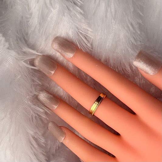 Champagne Cat Eye Press-On Nails | Magnetic Shimmer Luxe Set (Universal)