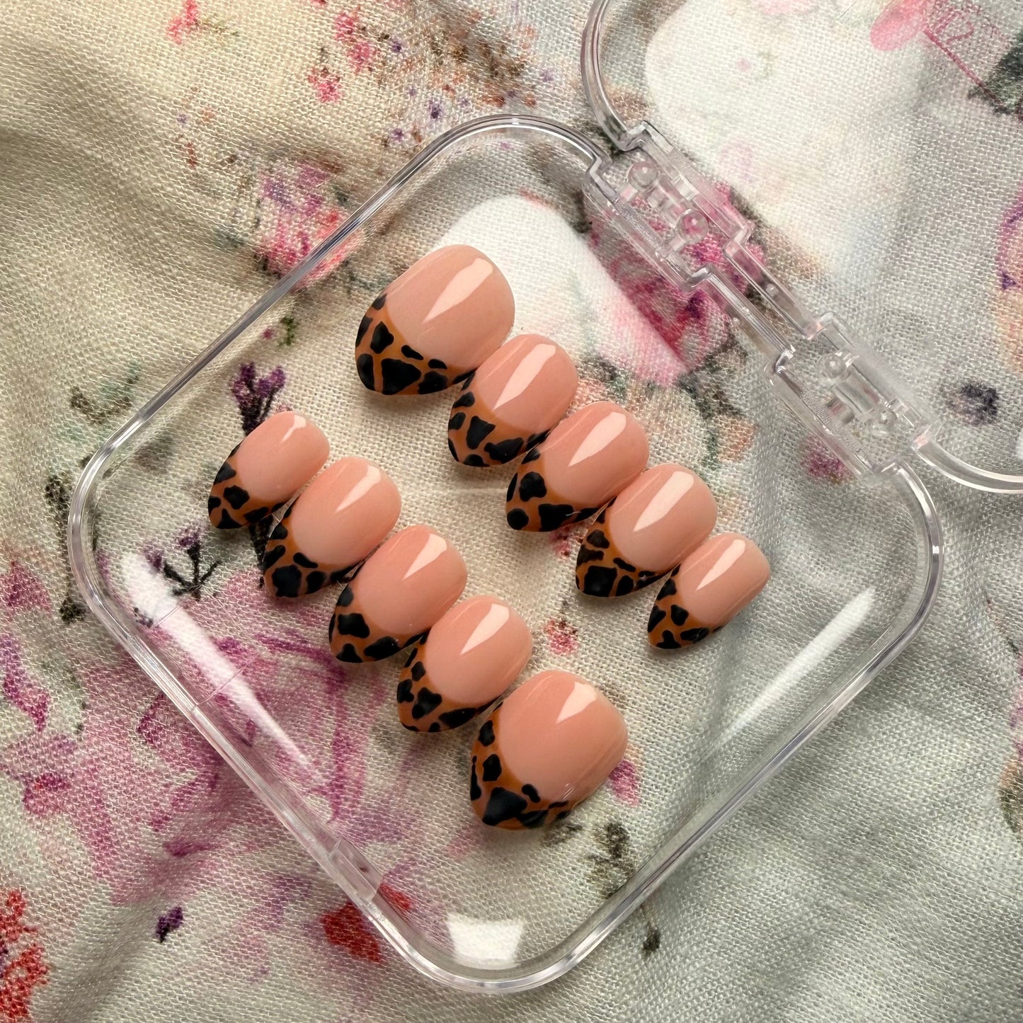 Wild Mocha French Tip Press On Nails (10 nails)