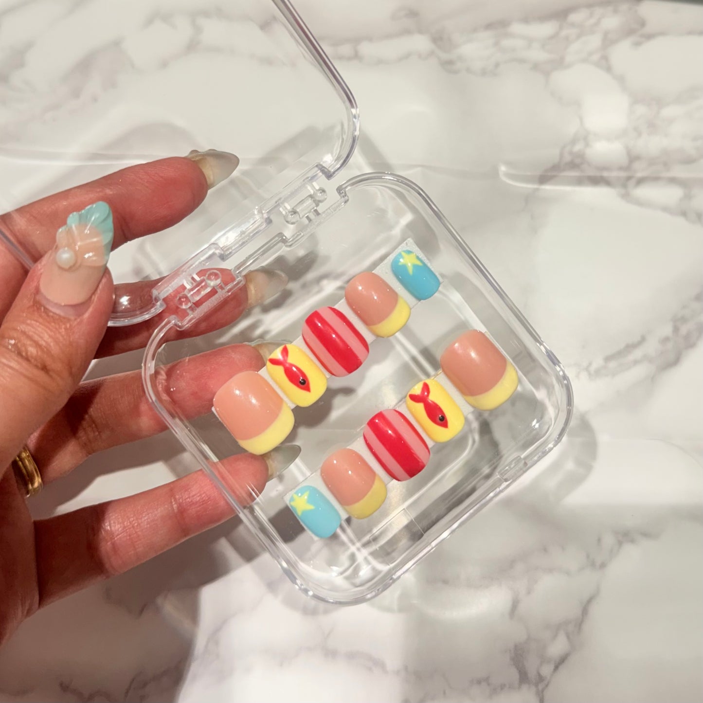 Coastal Carnival Press-On Nails (10 nails)