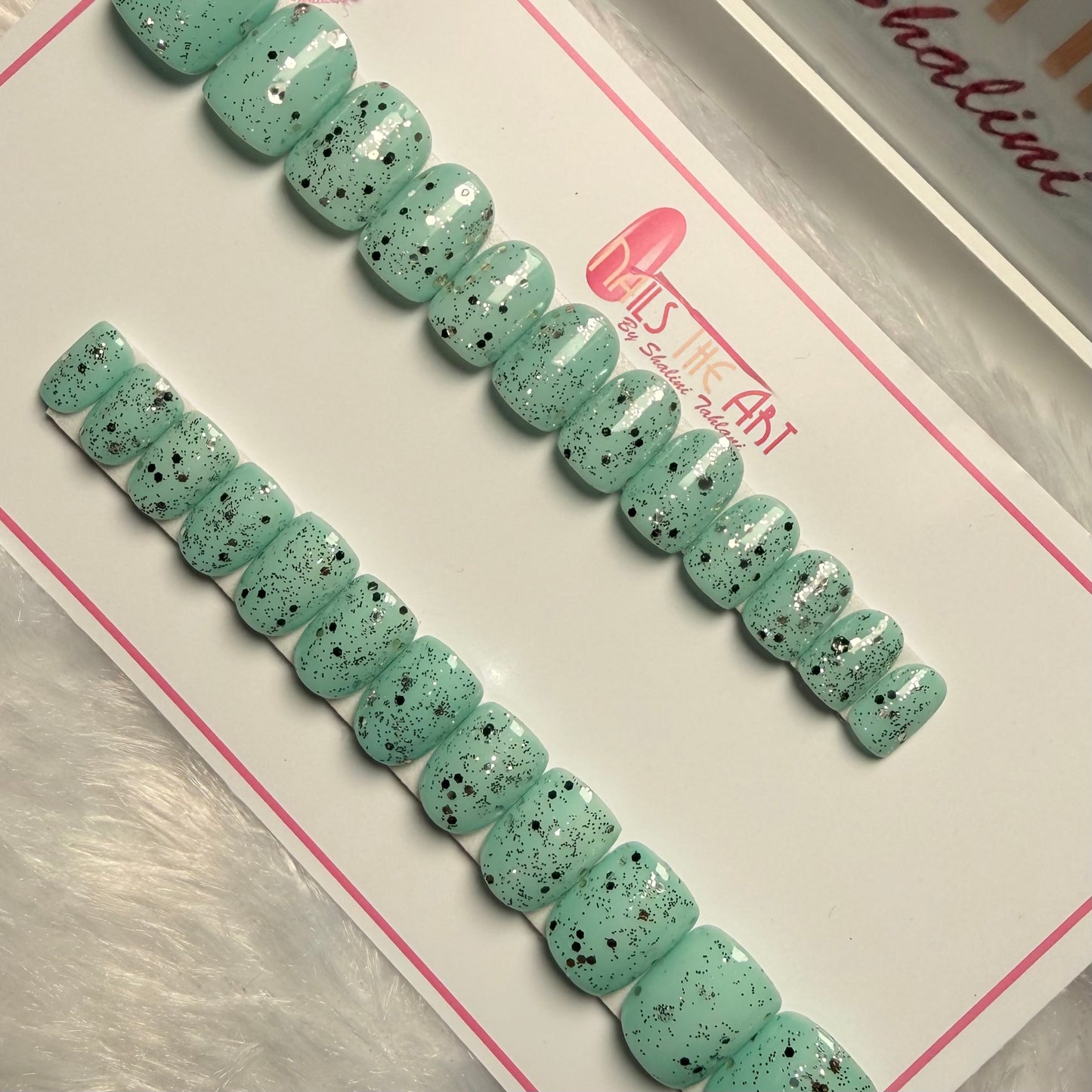 Pastel Green Glitter Press-On Nails – Soft Square Glossy Nails with Silver Speckled Design (Universal)