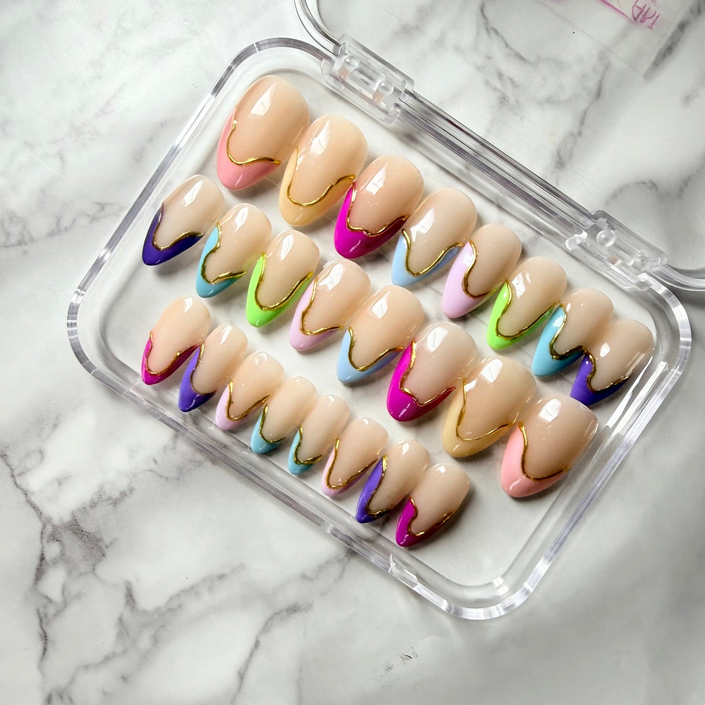 Candy Wave Press On Nails (Universal)