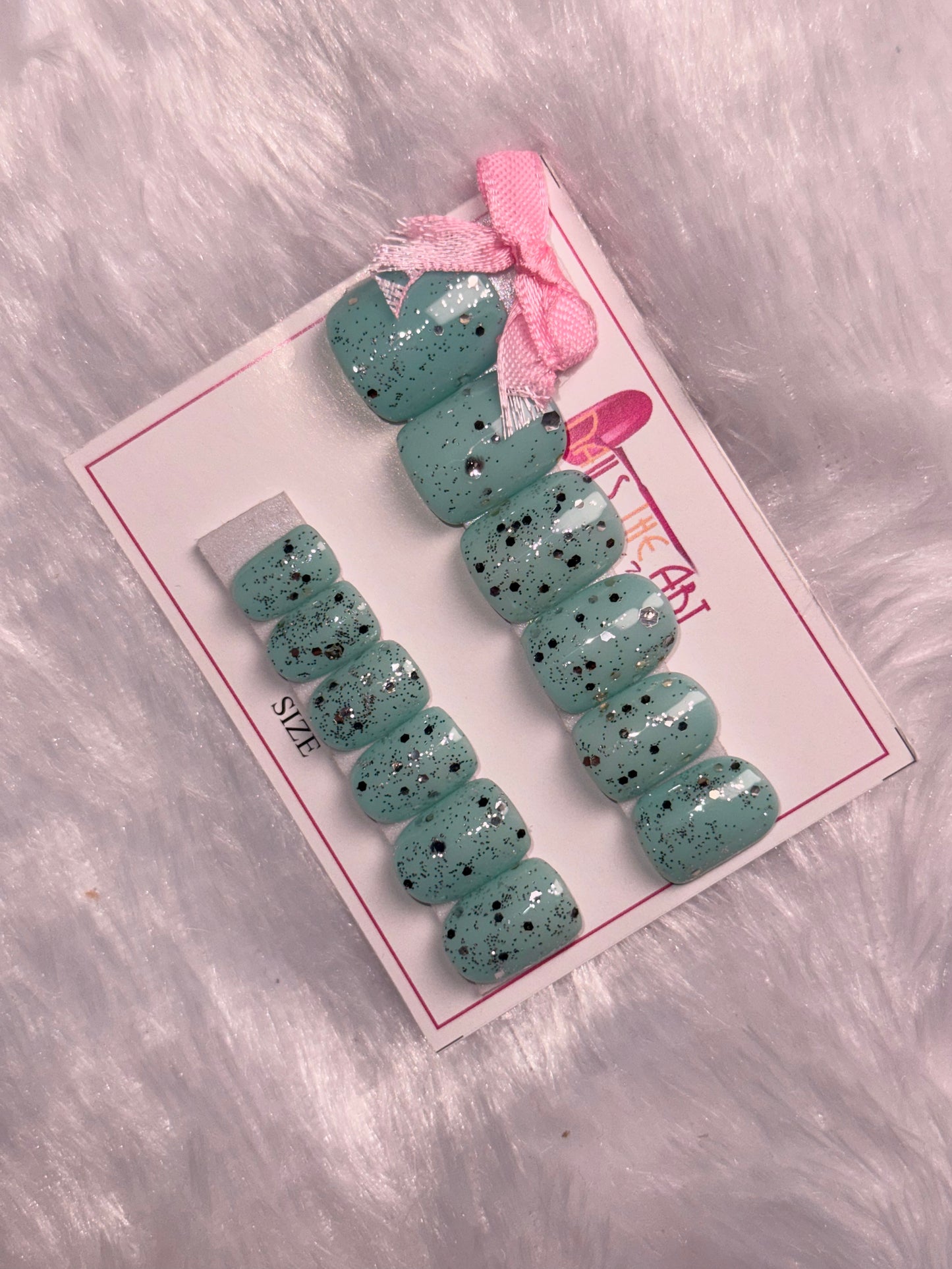 Pastel Green Glitter Press-On Nails – Soft Square Glossy Nails with Silver Speckled Design (Universal)