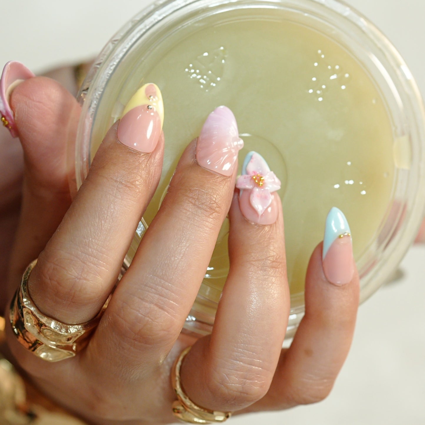 Pastel Pink 3D Floral Press On Nails - Peach & Blue Glossy Set (10 nails)