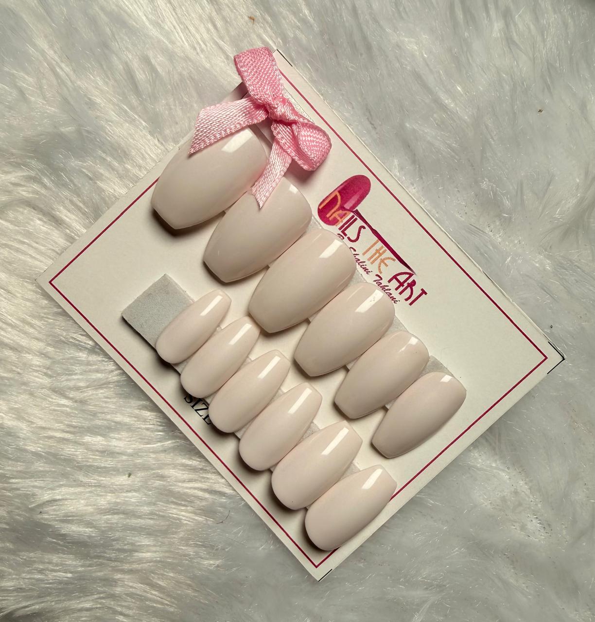 Classic White Glossy Press-On Nails | Coffin Shape | Minimal Elegant Set (Universal)