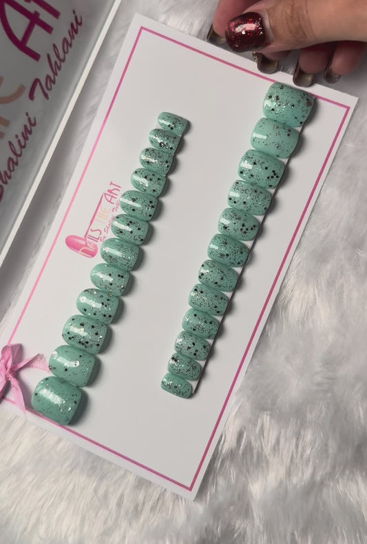 Pastel Green Glitter Press-On Nails – Soft Square Glossy Nails with Silver Speckled Design (Universal)