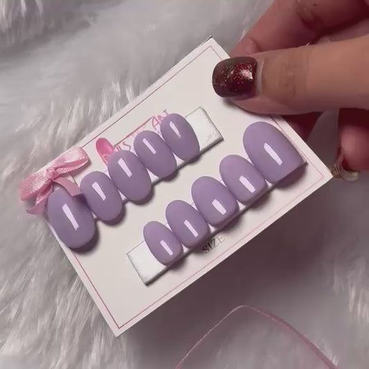 Lavender Gloss Press-On Nails – Short Oval | Reusable Nail Set